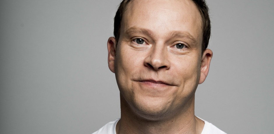 Book Club LIVE with Robert Webb